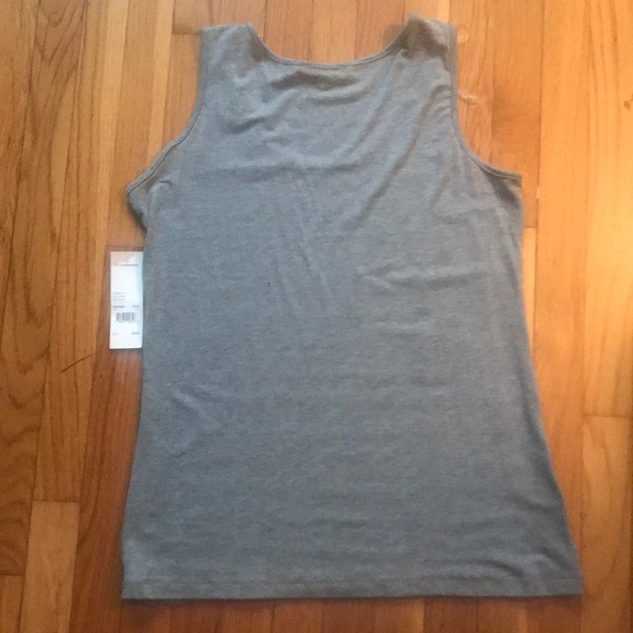 NY Collection Tank - Picture 4 of 5